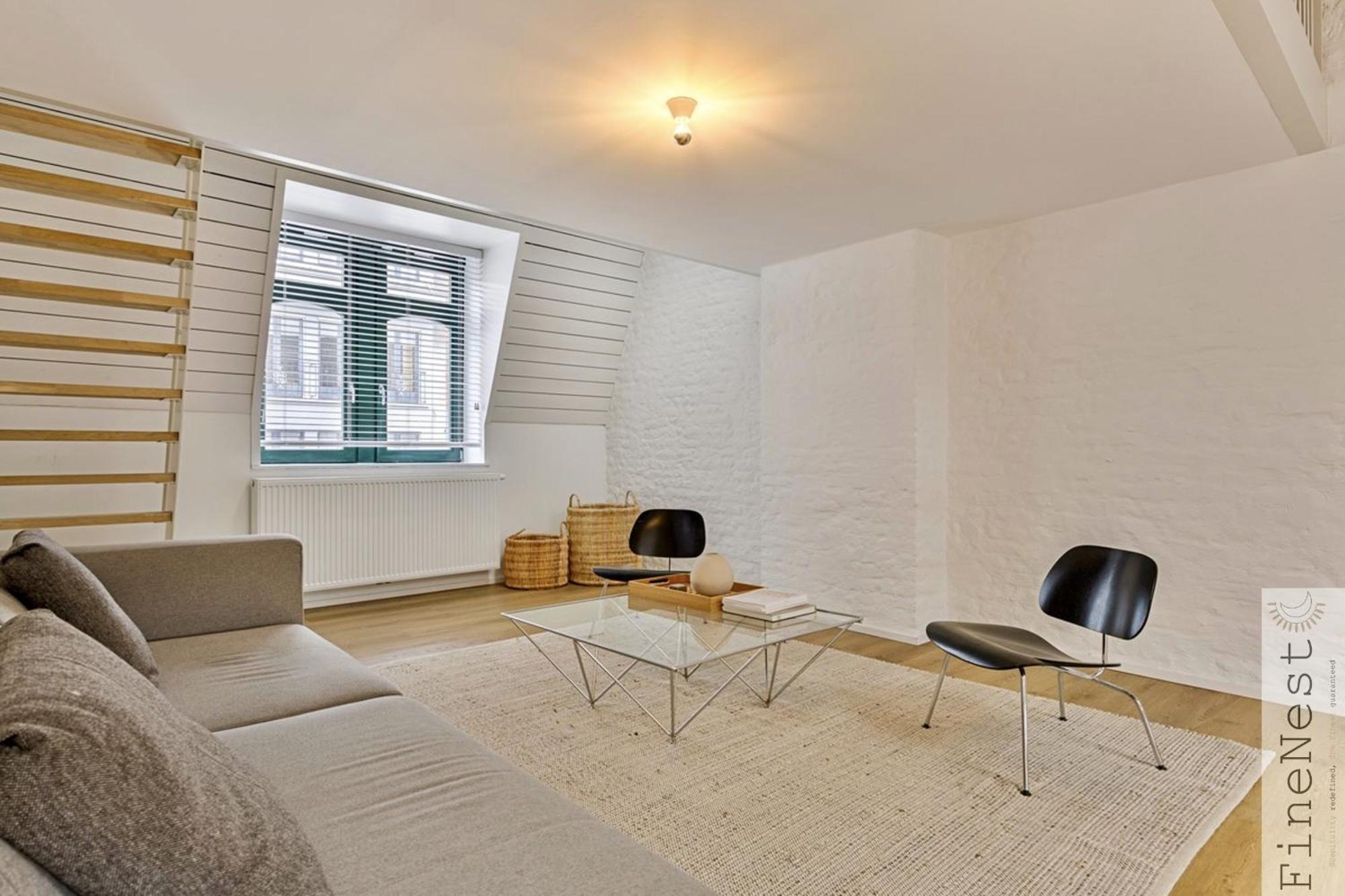 Loft 3 Chambres "Bueren" - Parking - Au Centre De Liege By Finenest エクステリア 写真